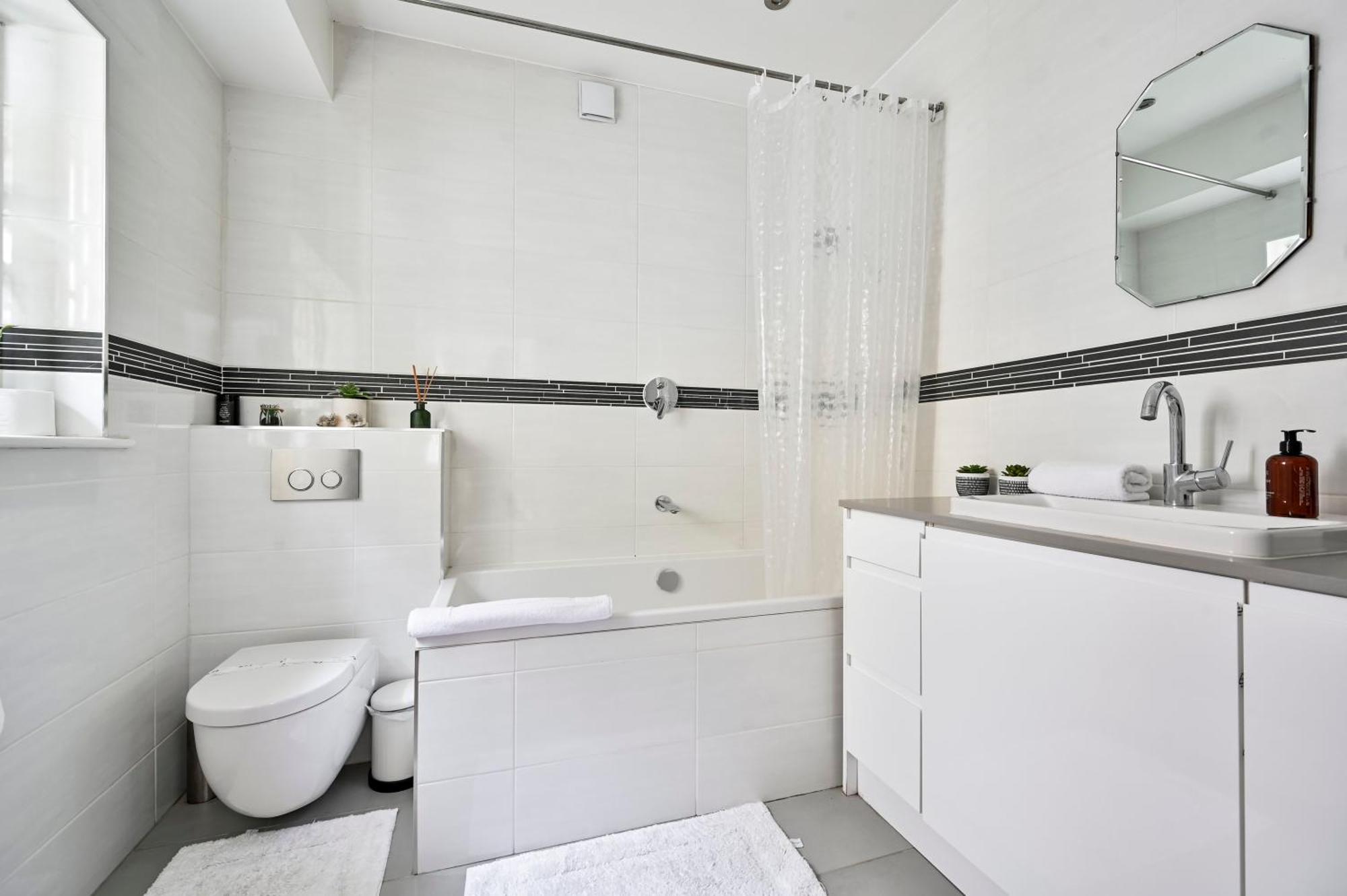 Apartamento Magnificent 2 Bed Hyde Park Mews House Londres Exterior foto