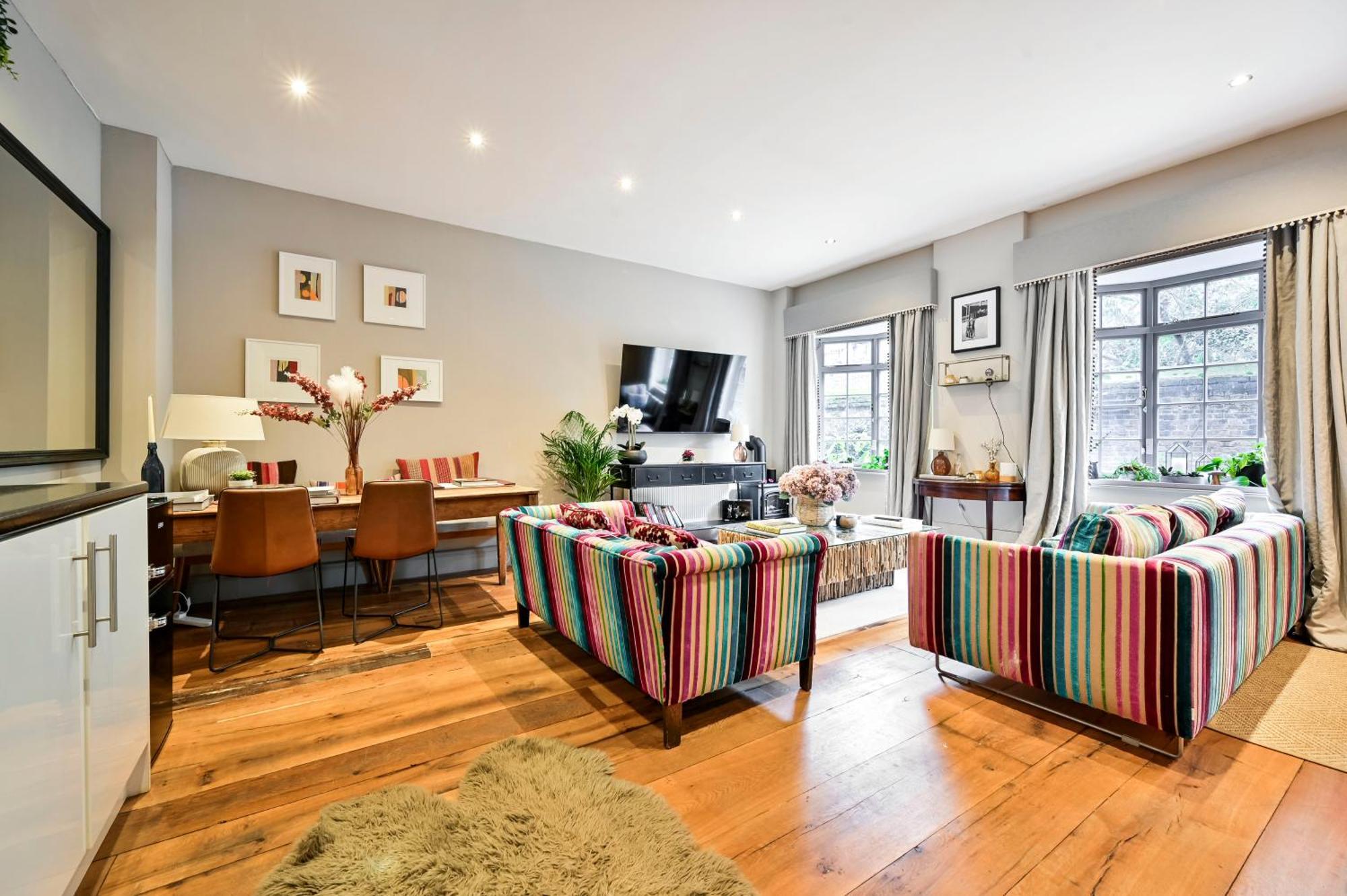 Apartamento Magnificent 2 Bed Hyde Park Mews House Londres Exterior foto
